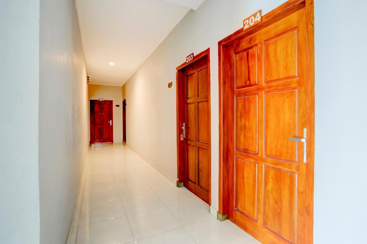 Oyo 90089 Hotel Satria Syariah Denpasar Eksteriør bilde
