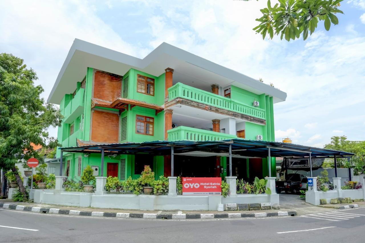 Oyo 90089 Hotel Satria Syariah Denpasar Eksteriør bilde