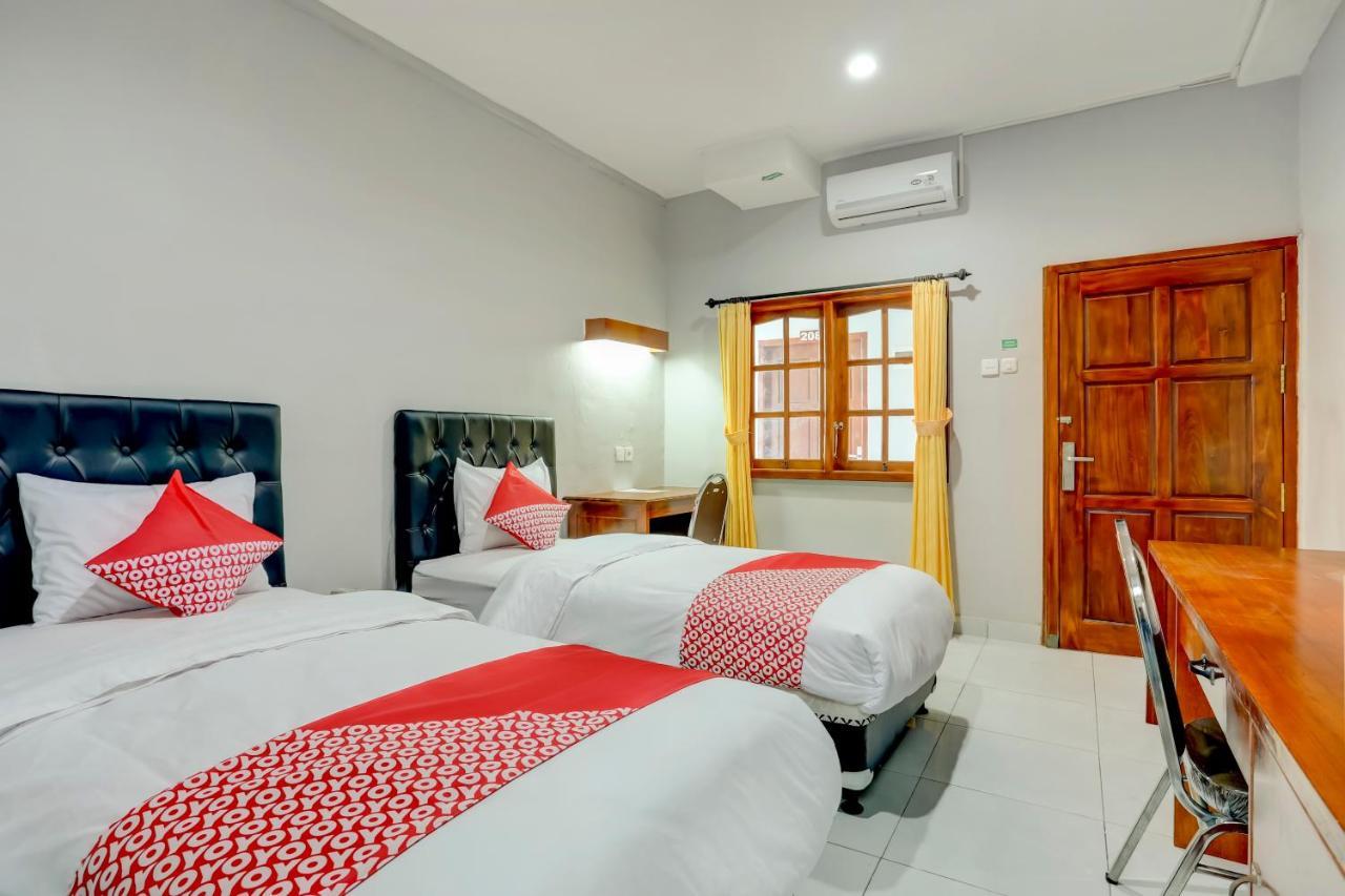 Oyo 90089 Hotel Satria Syariah Denpasar Eksteriør bilde