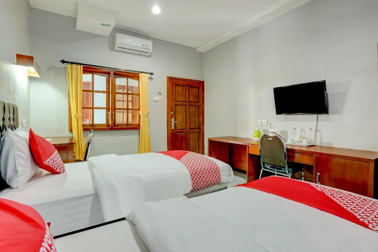 Oyo 90089 Hotel Satria Syariah Denpasar Eksteriør bilde